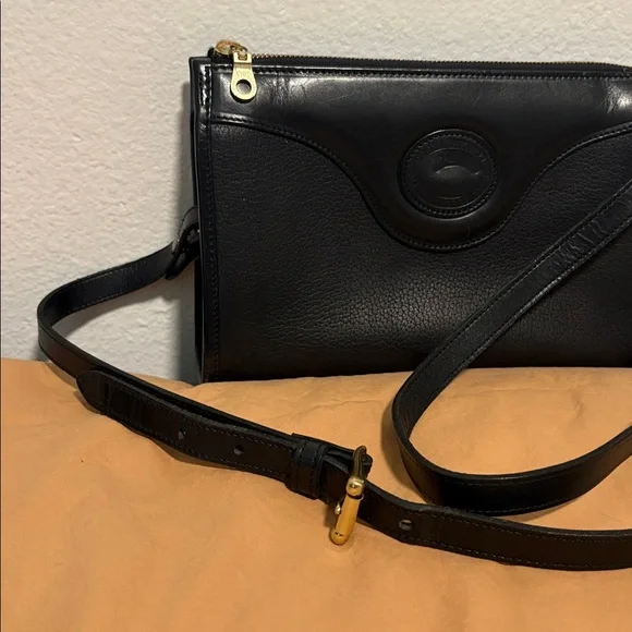 Dooney & Bourke Vintage All Weather Leather Black Leather Crossbody Bag - Picture 4 of 12